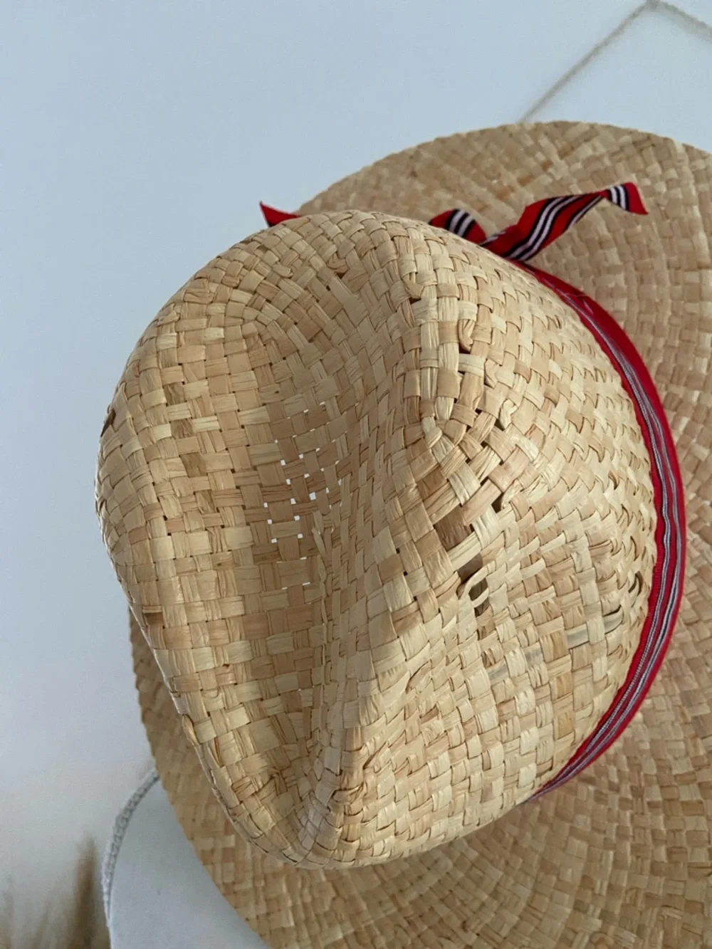 Forever 21 straw hat neutral tan woven summer hat with red ribbon band 57 cm M/L